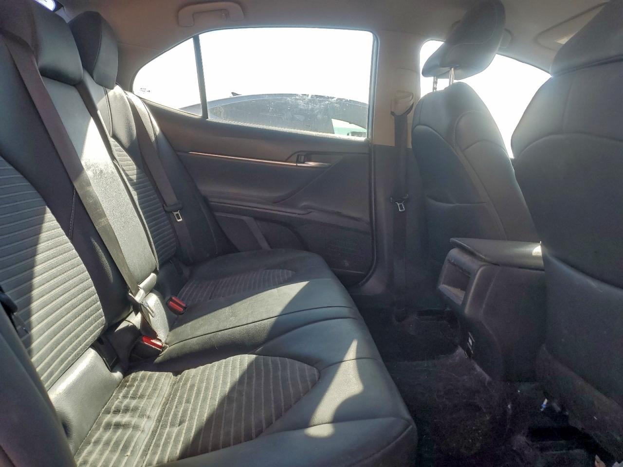 2019 Toyota Camry L VIN: 4T1B11HKXKU830865 Lot: 96469375