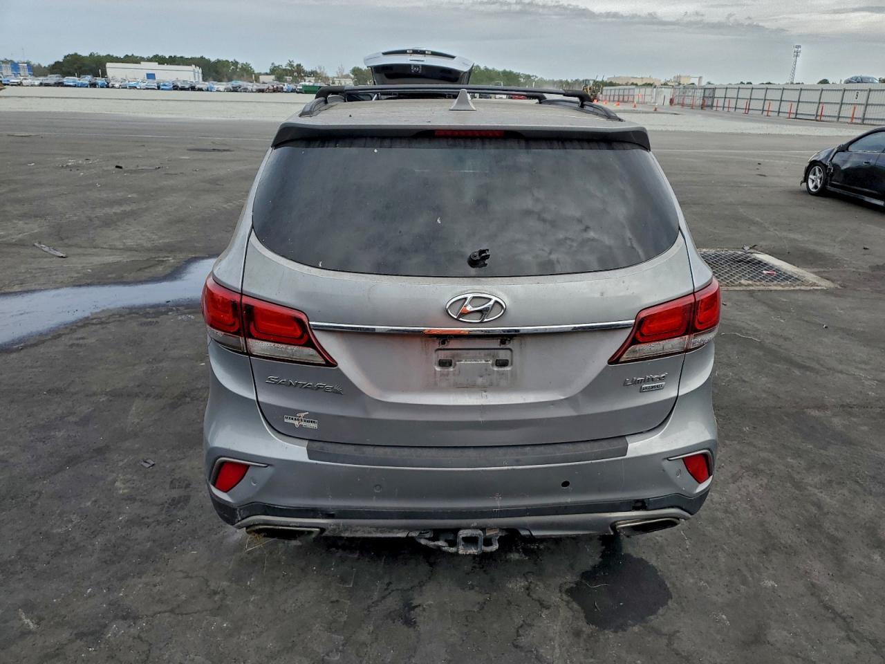 2017 Hyundai Santa Fe Se Ultimate VIN: KM8SR4HF5HU257010 Lot: 94902865