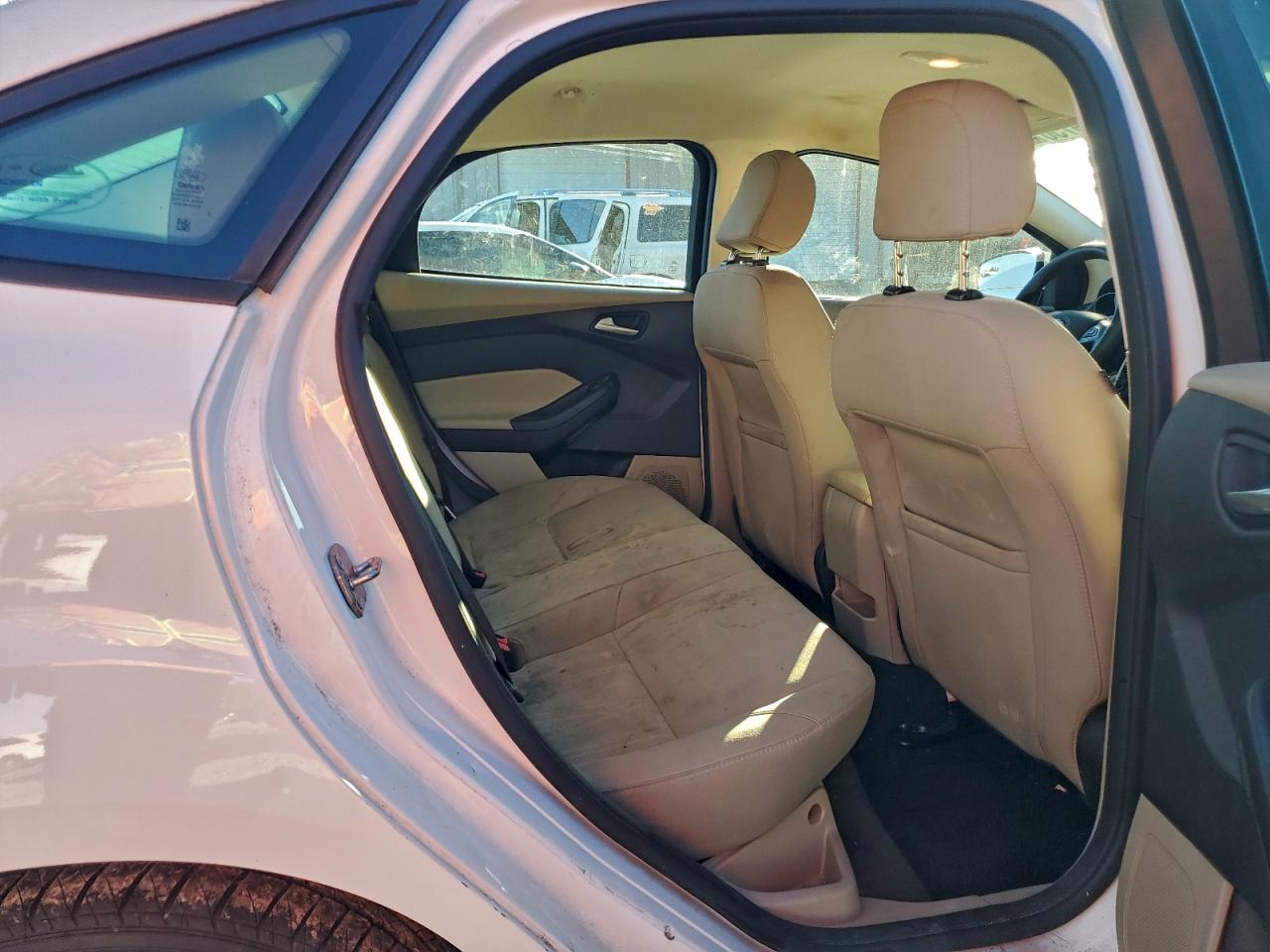 2017 Ford Focus Se VIN: 1FADP3F21HL337722 Lot: 97567105