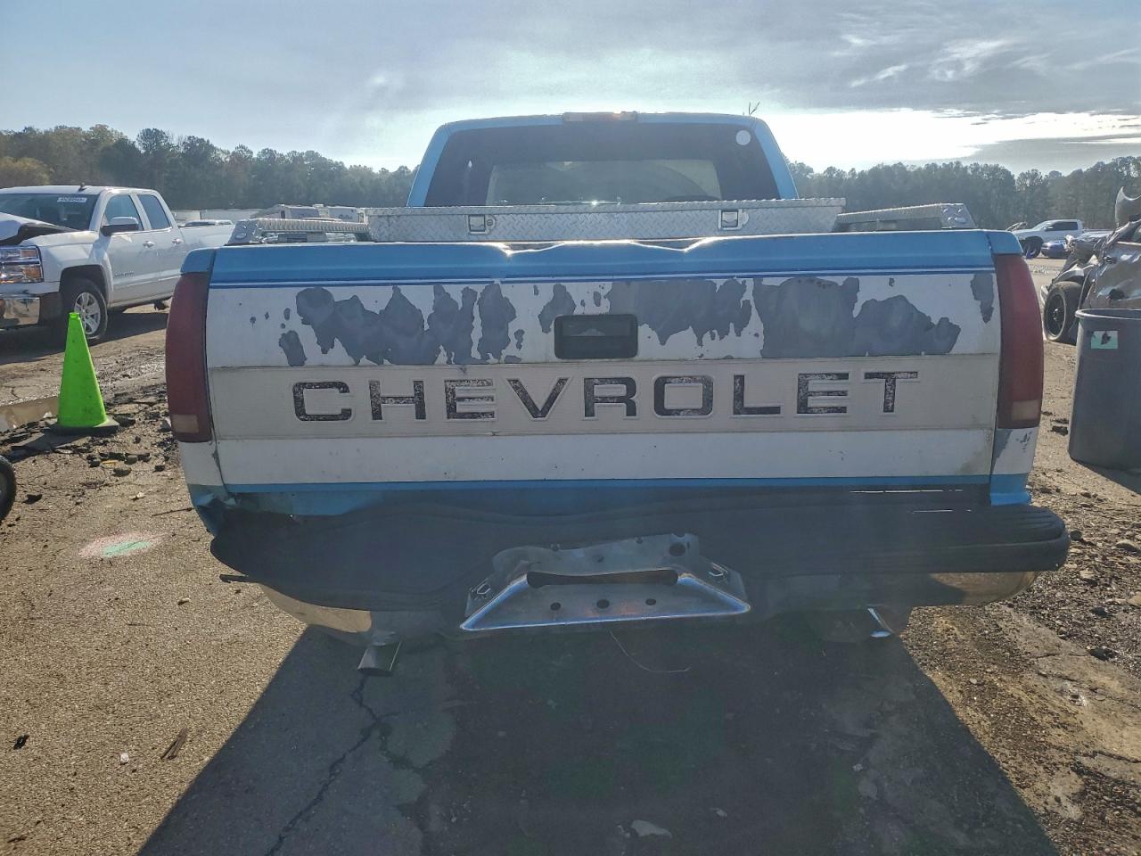 1994 Chevrolet Gmt-400 K1500 VIN: 1GCEK19K8RE276002 Lot: 93942345