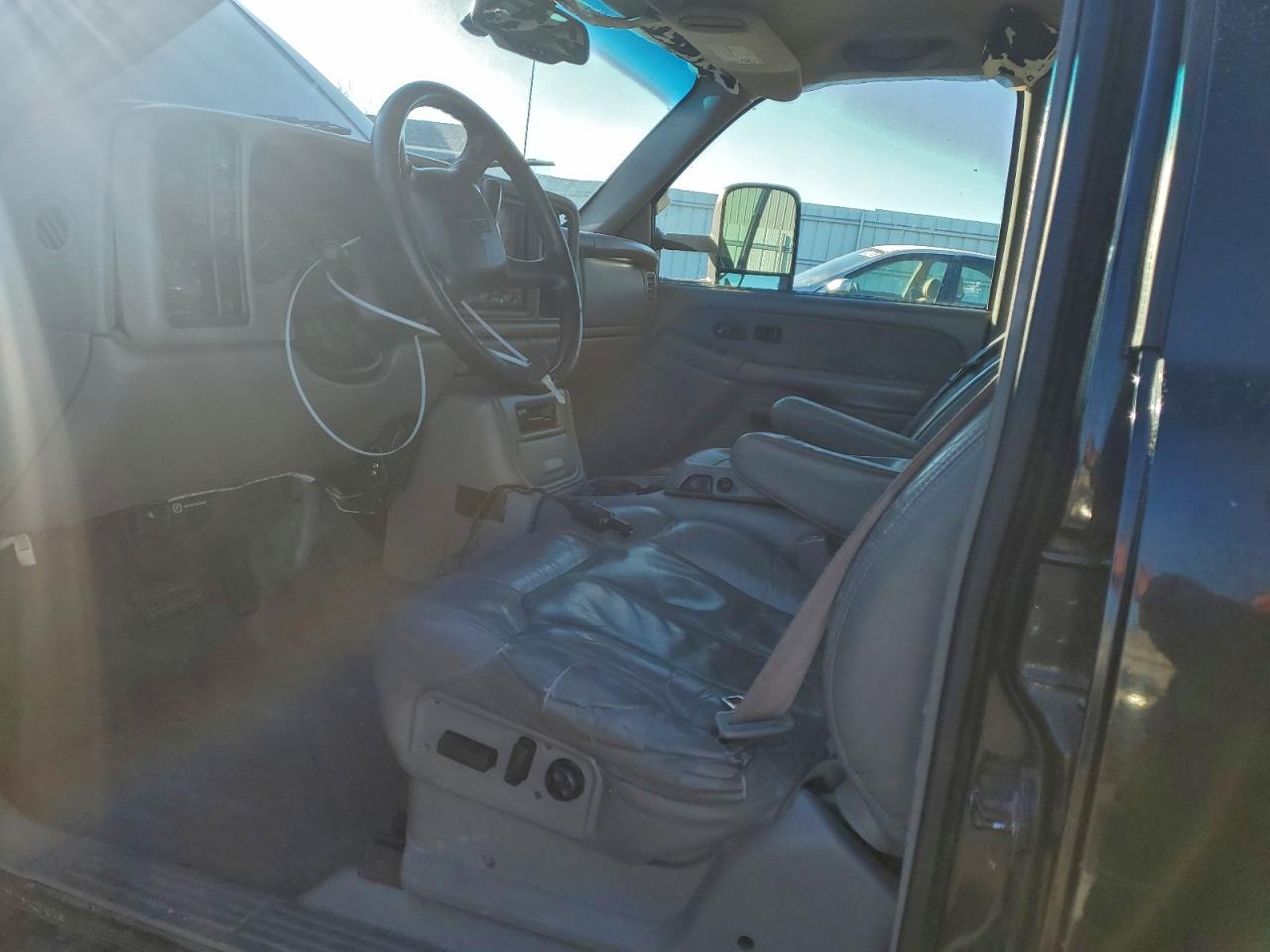 2002 GMC Sierra K1500 Heavy Duty VIN: 1GTGK13U02F144435 Lot: 95630045