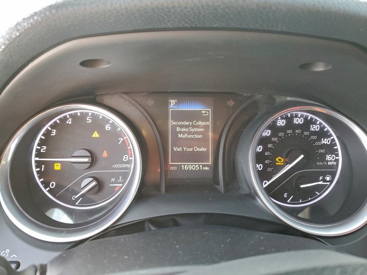 2018 Toyota Camry L VIN: 4T1B11HK7JU561948 Lot: 97008105