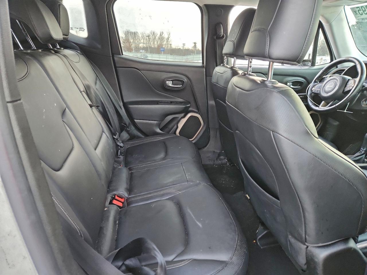 2016 Jeep Renegade Limited VIN: ZACCJBDT6GPE35829 Lot: 94140895