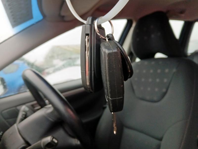 2004 VOLVO V70 D5 S 5DR