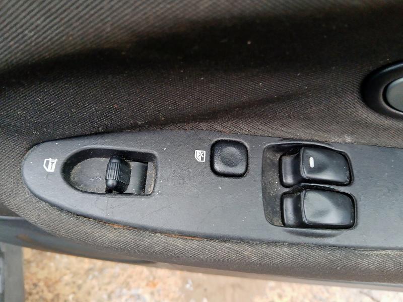 2004 MITSUBISHI CARISMA 1.6 ELEGANCE 5DR