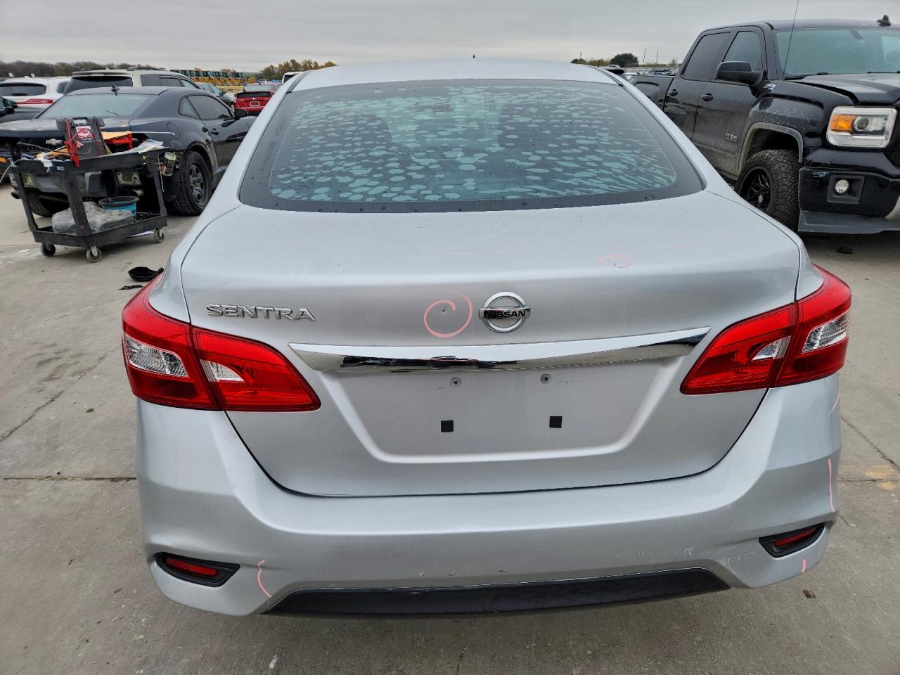 2018 Nissan Sentra S VIN: 3N1AB7AP0JY218372 Lot: 96235055