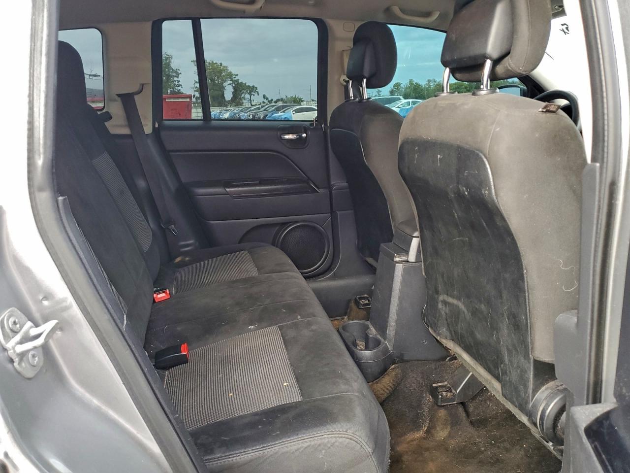 2016 Jeep Compass Sport VIN: 1C4NJCBA3GD641642 Lot: 95324515