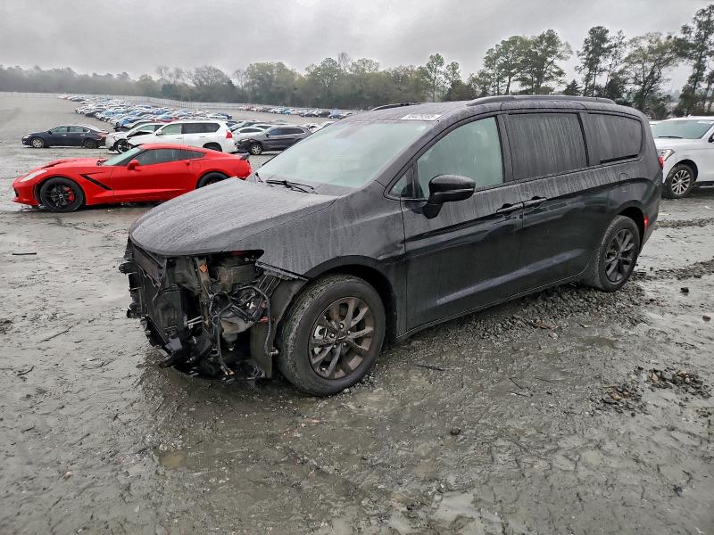 CHRYSLER PACIFICA T 2021