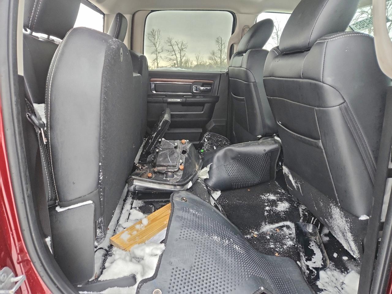 2017 Ram 2500 Laramie VIN: 3C6UR5FLXHG738070 Lot: 94864985