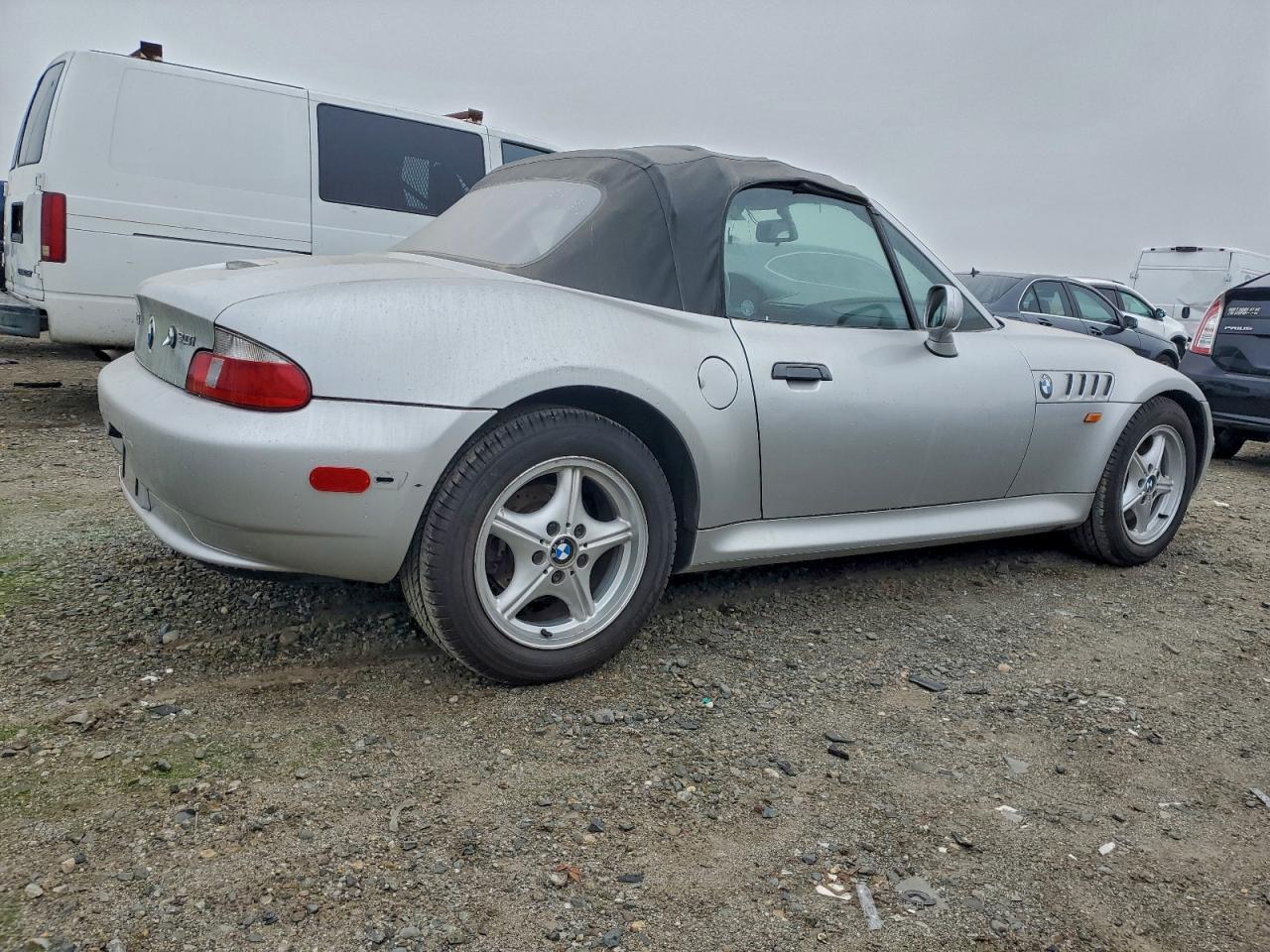 Фото: WBACN53401LL48257