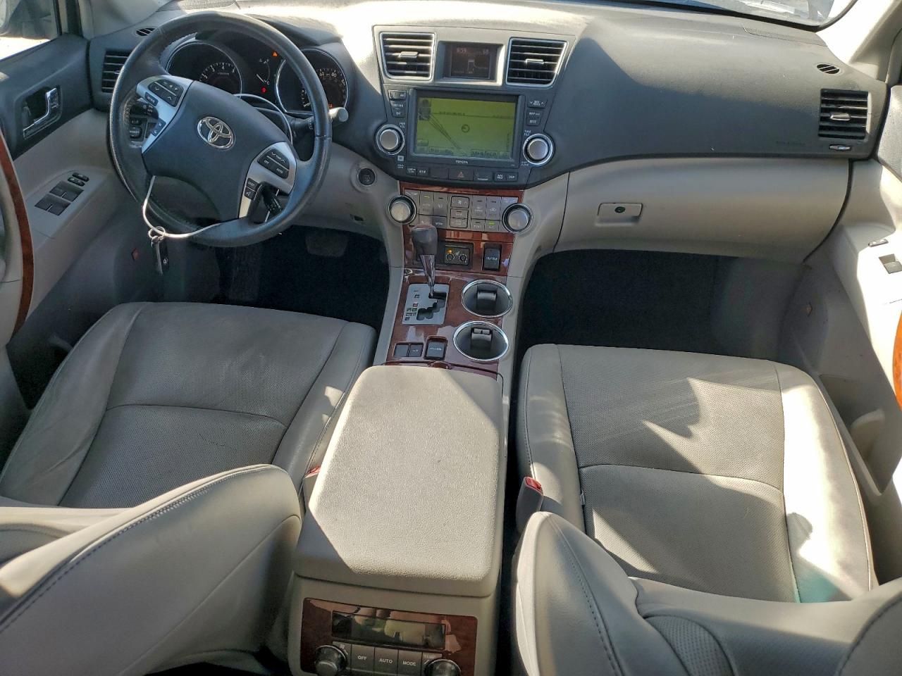 2012 Toyota Highlander Limited VIN: 5TDYK3EH9CS084575 Lot: 95279465