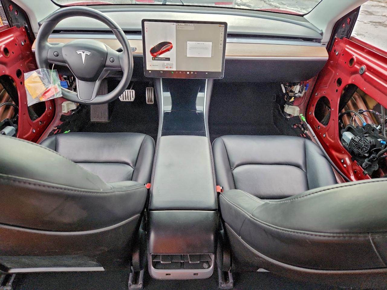 2018 Tesla Model 3 VIN: 5YJ3E1EB3JF119890 Lot: 94920425