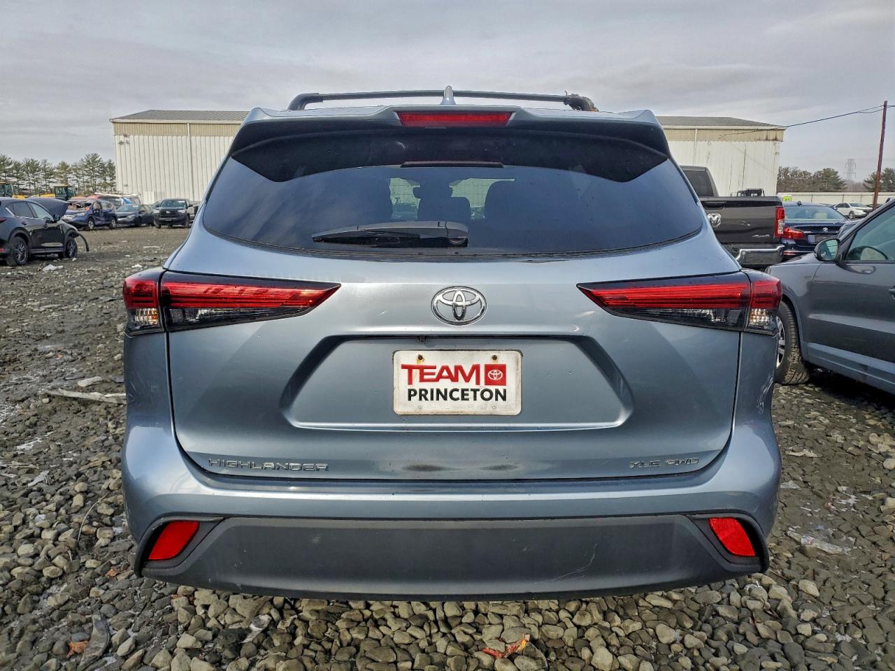 2022 Toyota Highlander Xle VIN: 5TDGZRBH5NS212845 Lot: 94536055