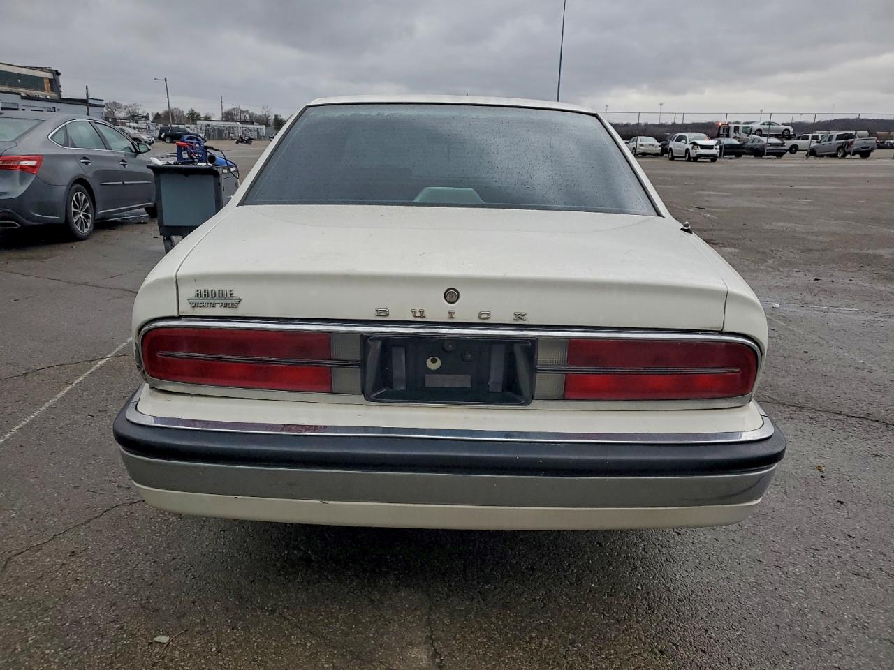 1991 Buick Park Avenue VIN: 1G4CW53L2M1677092 Lot: 96127175