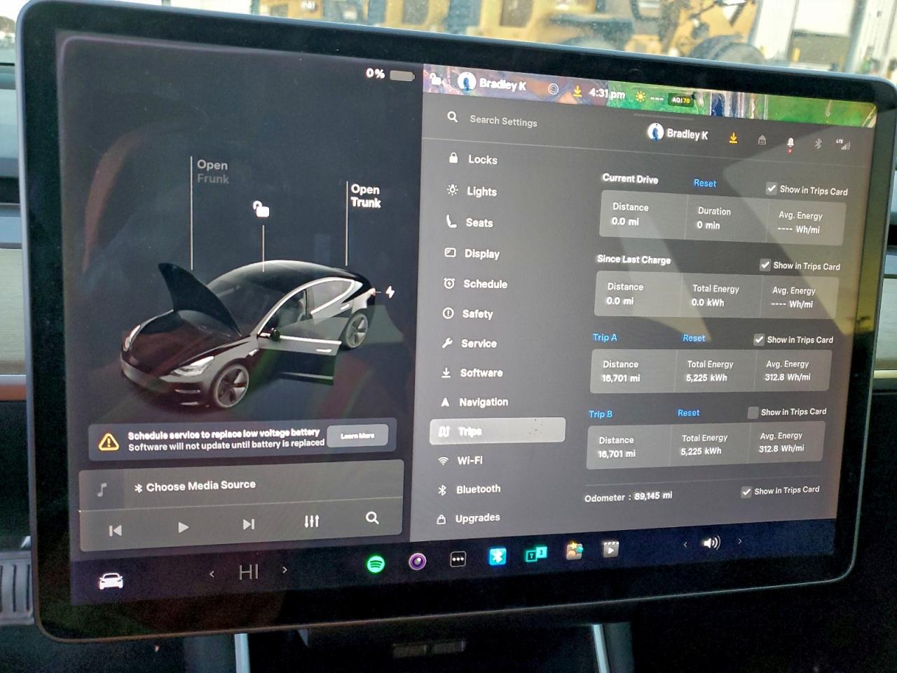 2018 Tesla Model 3 VIN: 5YJ3E1EA8JF004807 Lot: 94524555