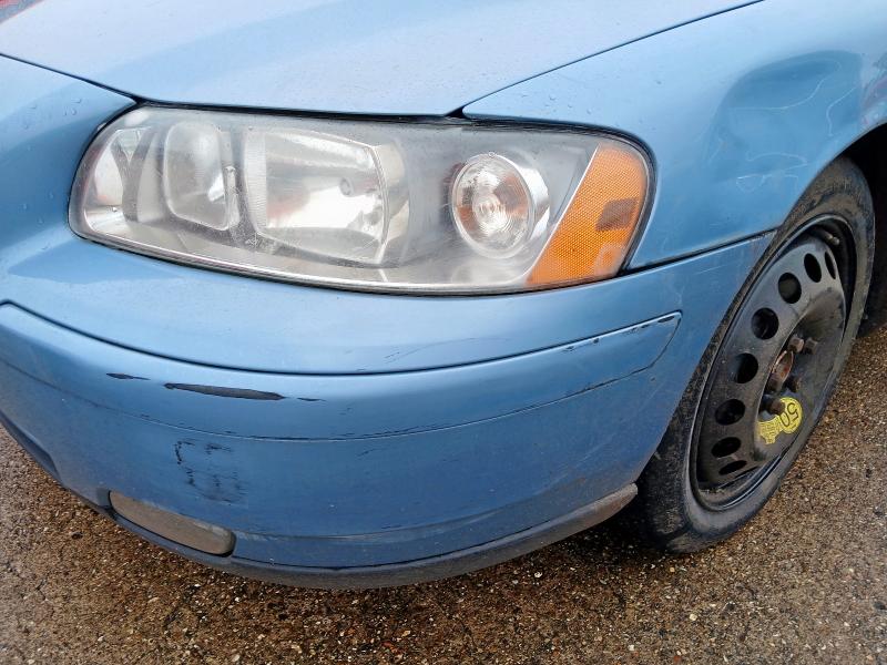 2004 VOLVO V70 D5 S 5DR