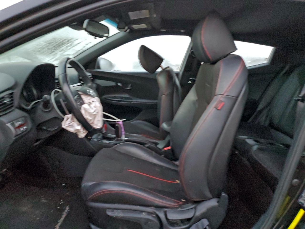 2019 Hyundai Veloster Base VIN: KMHTG6AF6KU014376 Lot: 94831705