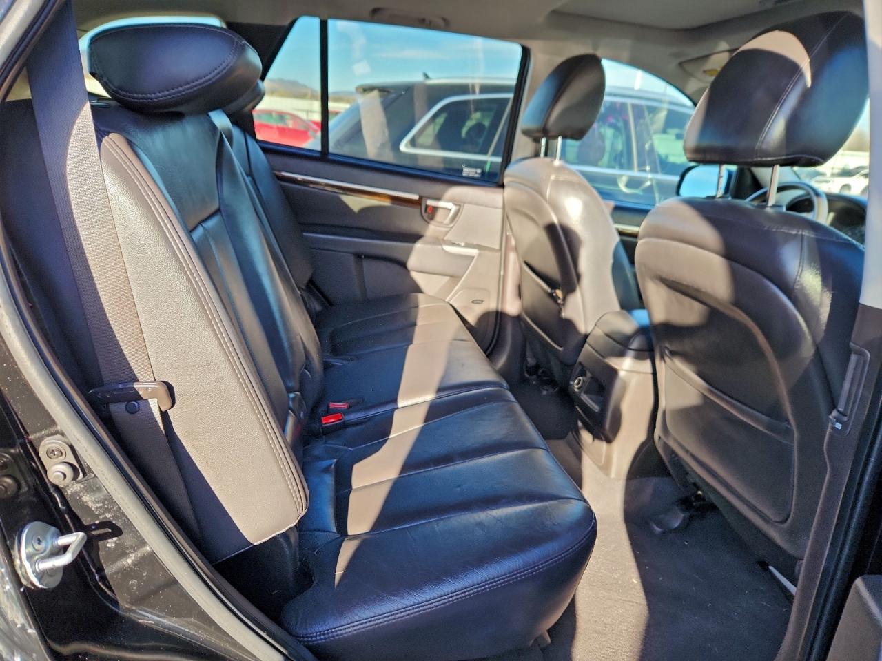 2011 Hyundai Santa Fe Limited VIN: 5XYZKDAG6BG076307 Lot: 96839875