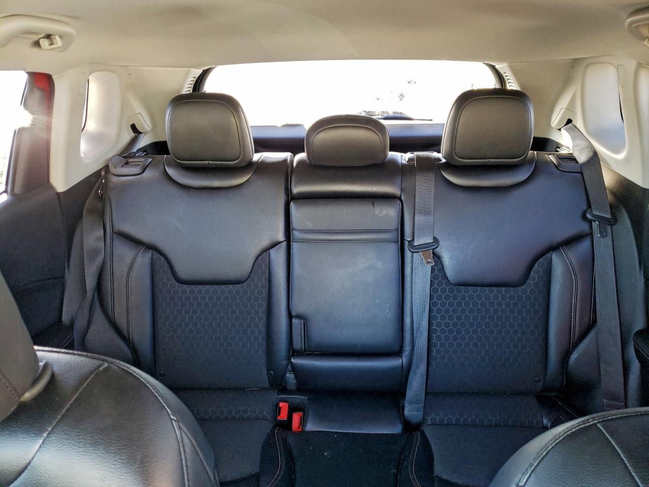 2017 Jeep Compass Latitude VIN: 3C4NJDBB2HT597286 Lot: 93937915