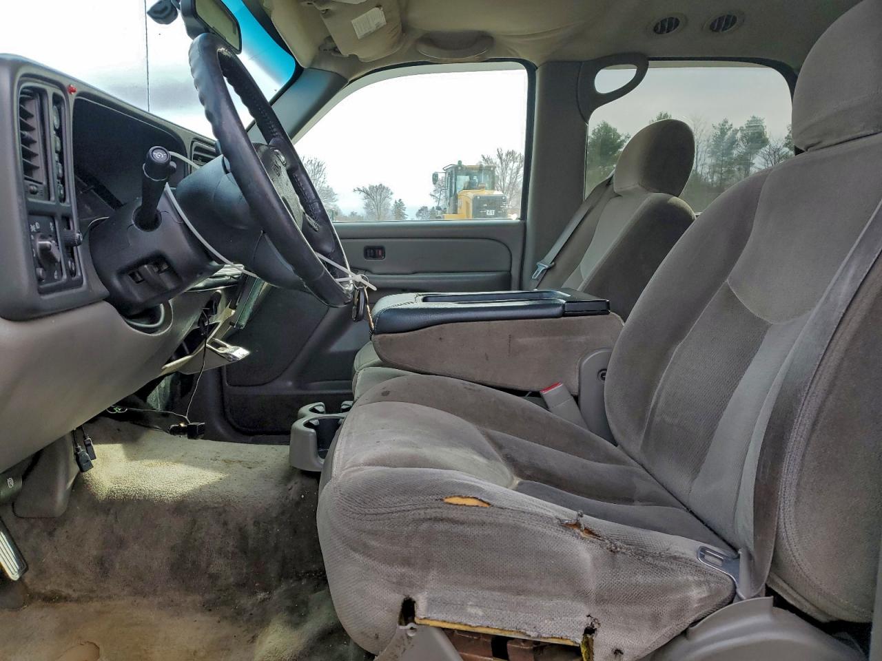 2005 GMC Yukon VIN: 1GKEK13T75R266876 Lot: 96049065