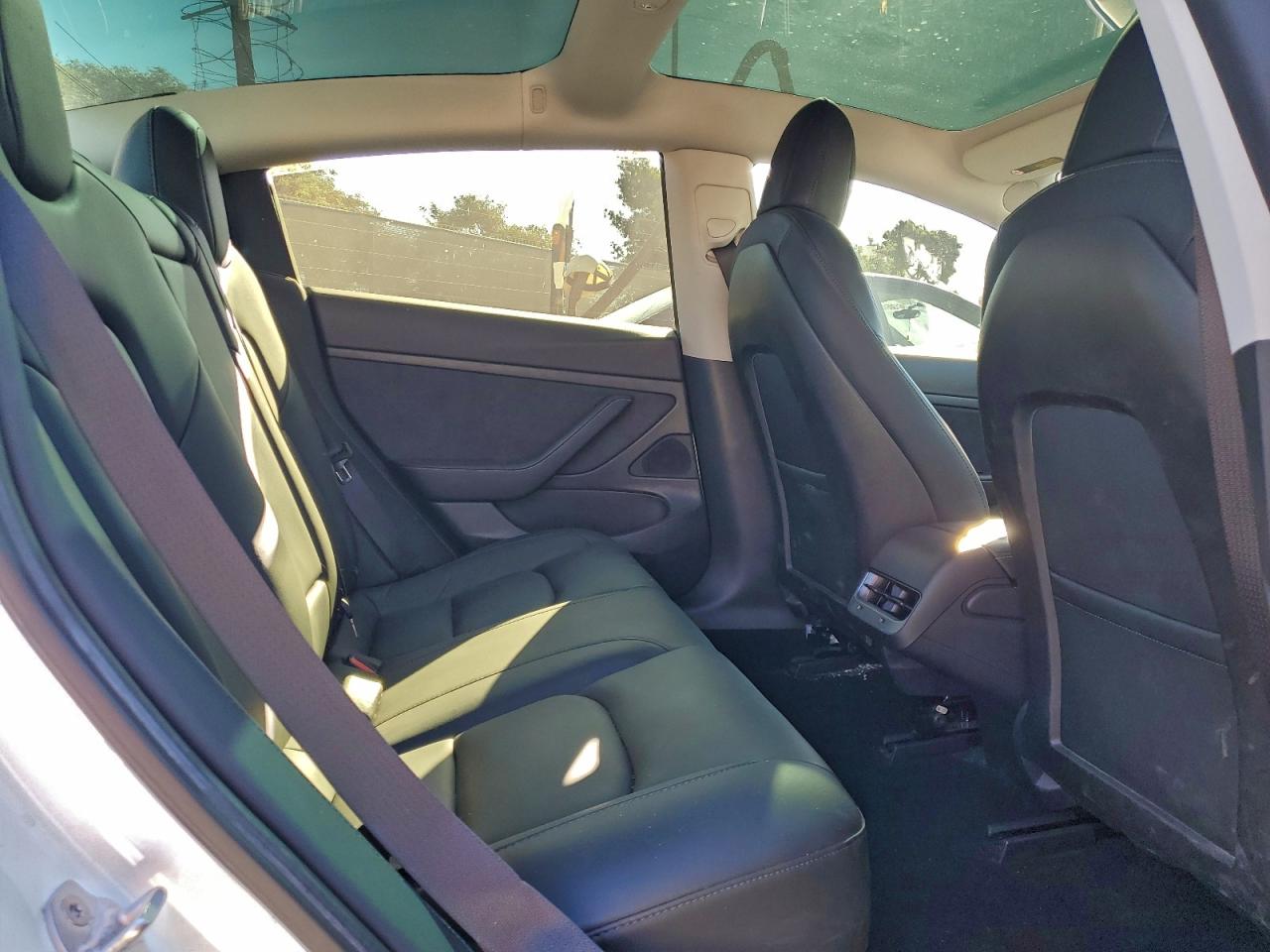 2020 Tesla Model 3 VIN: 5YJ3E1EA0LF633271 Lot: 96072135