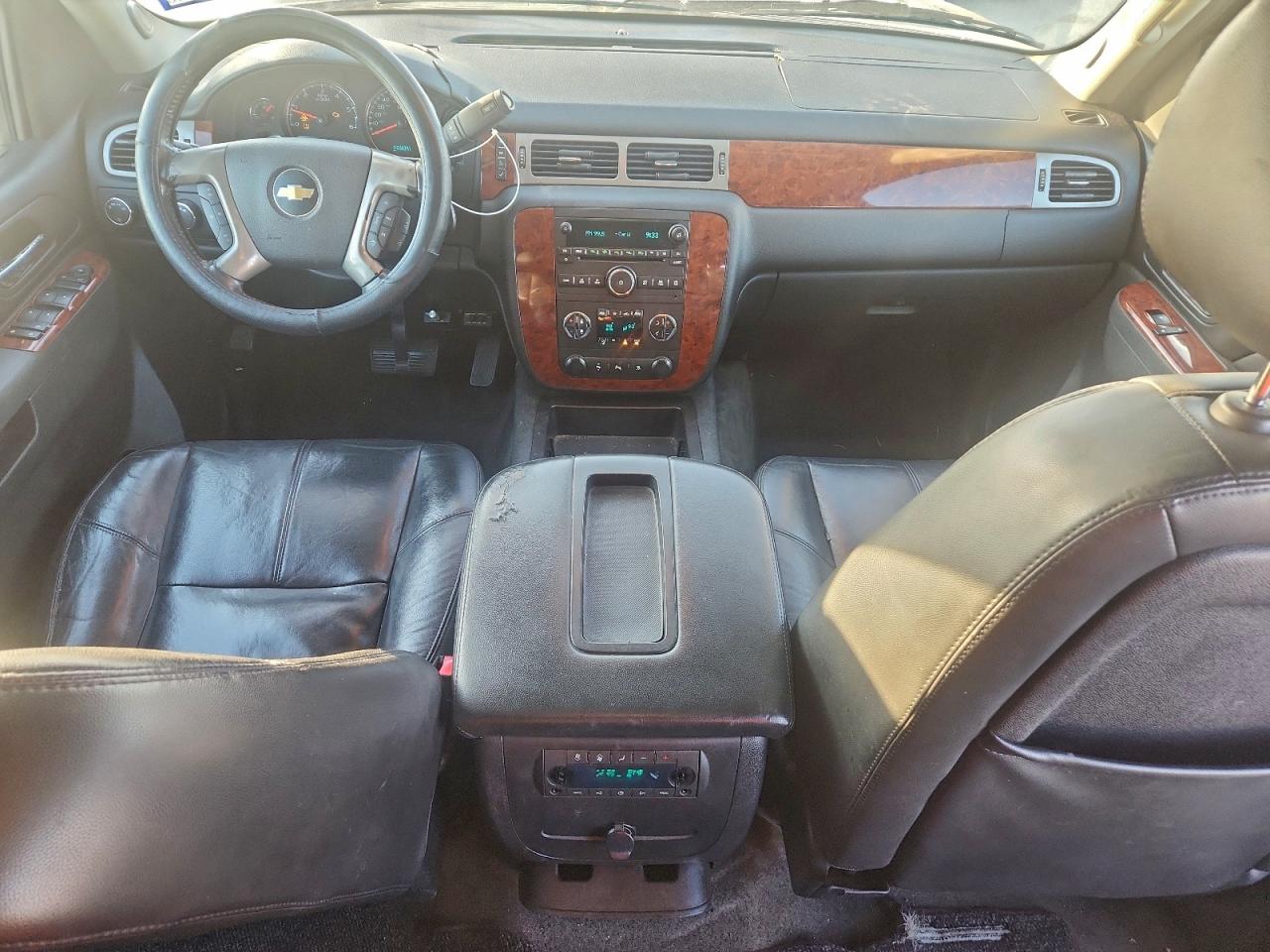 2011 Chevrolet Suburban K1500 Lt VIN: 1GNSKJE3XBR312022 Lot: 95252615