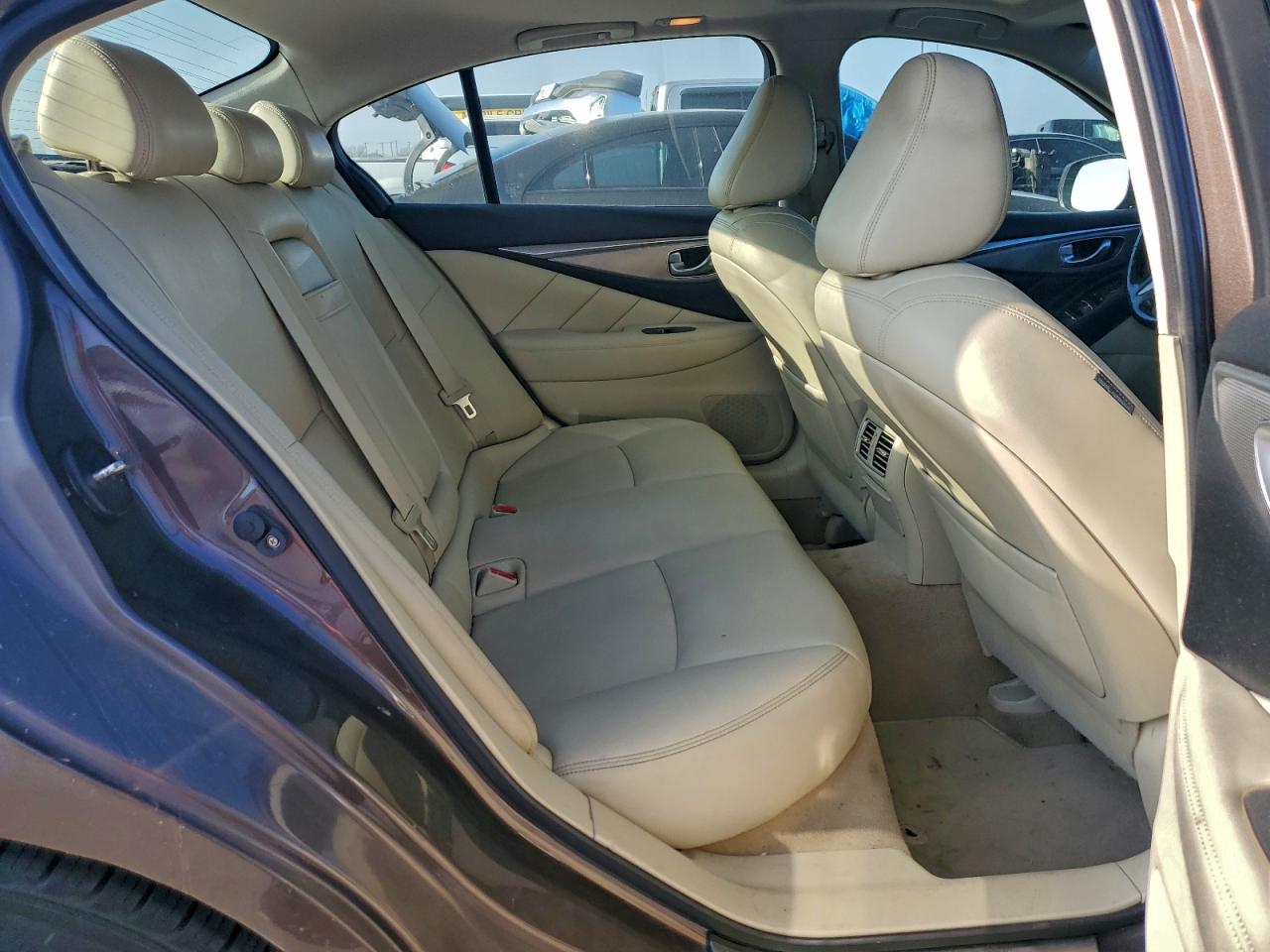 2014 Infiniti Q50 Base VIN: JN1BV7AR8EM683889 Lot: 97422285