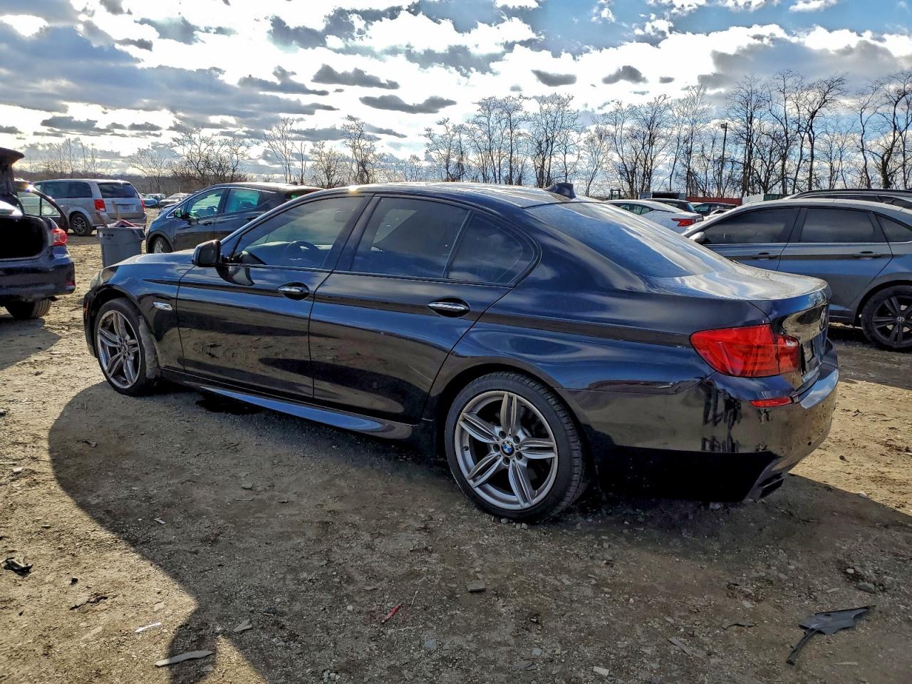 Фото: WBAFU9C52DDY71438