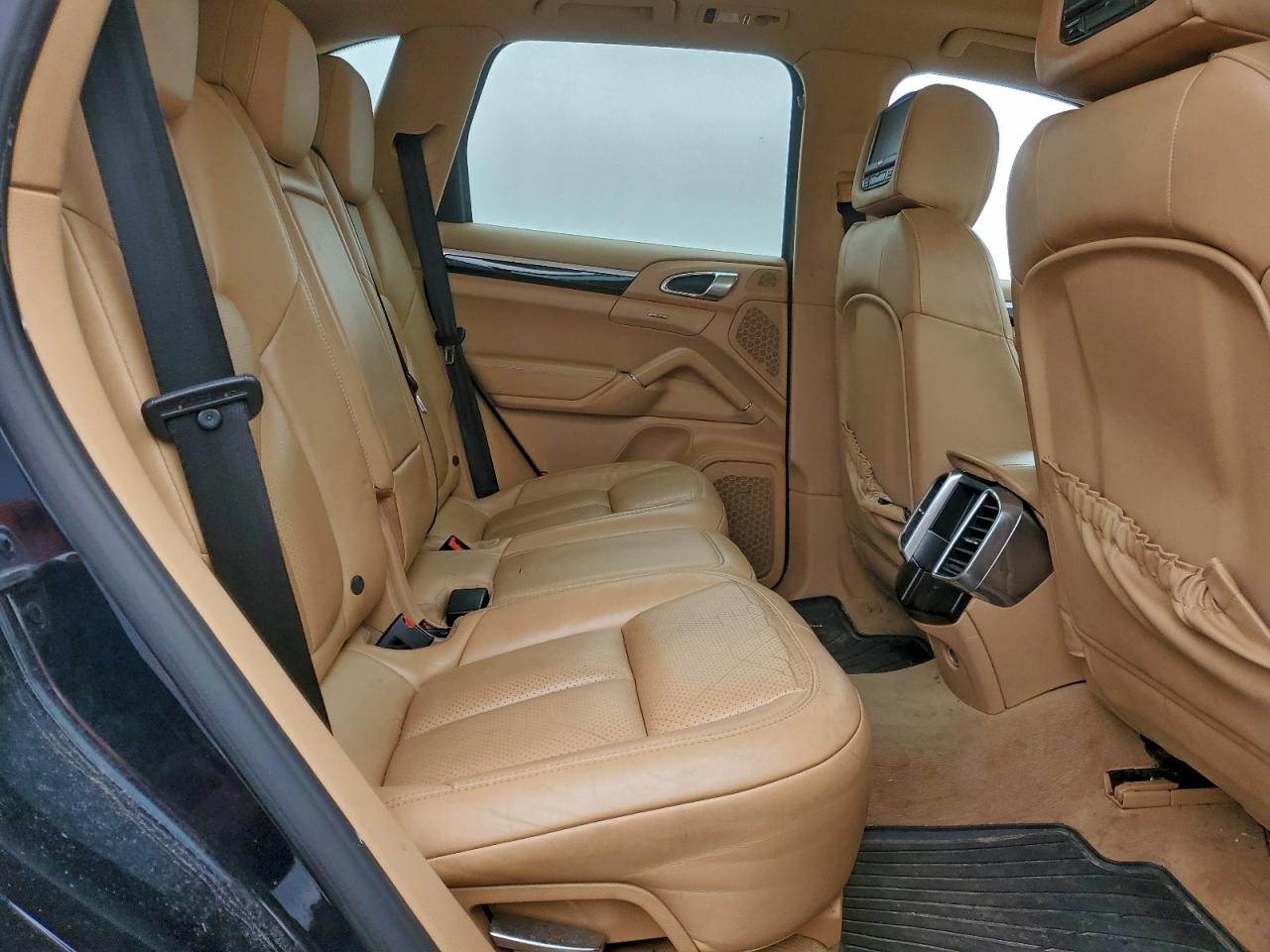 2015 Porsche Cayenne S VIN: WP1AB2A2XFLA56687 Lot: 96706955