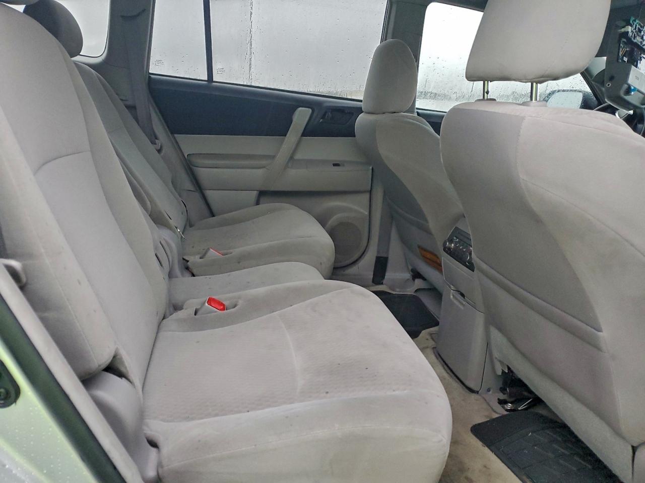 2010 Toyota Highlander VIN: 5TDZK3EH5AS011236 Lot: 93928935