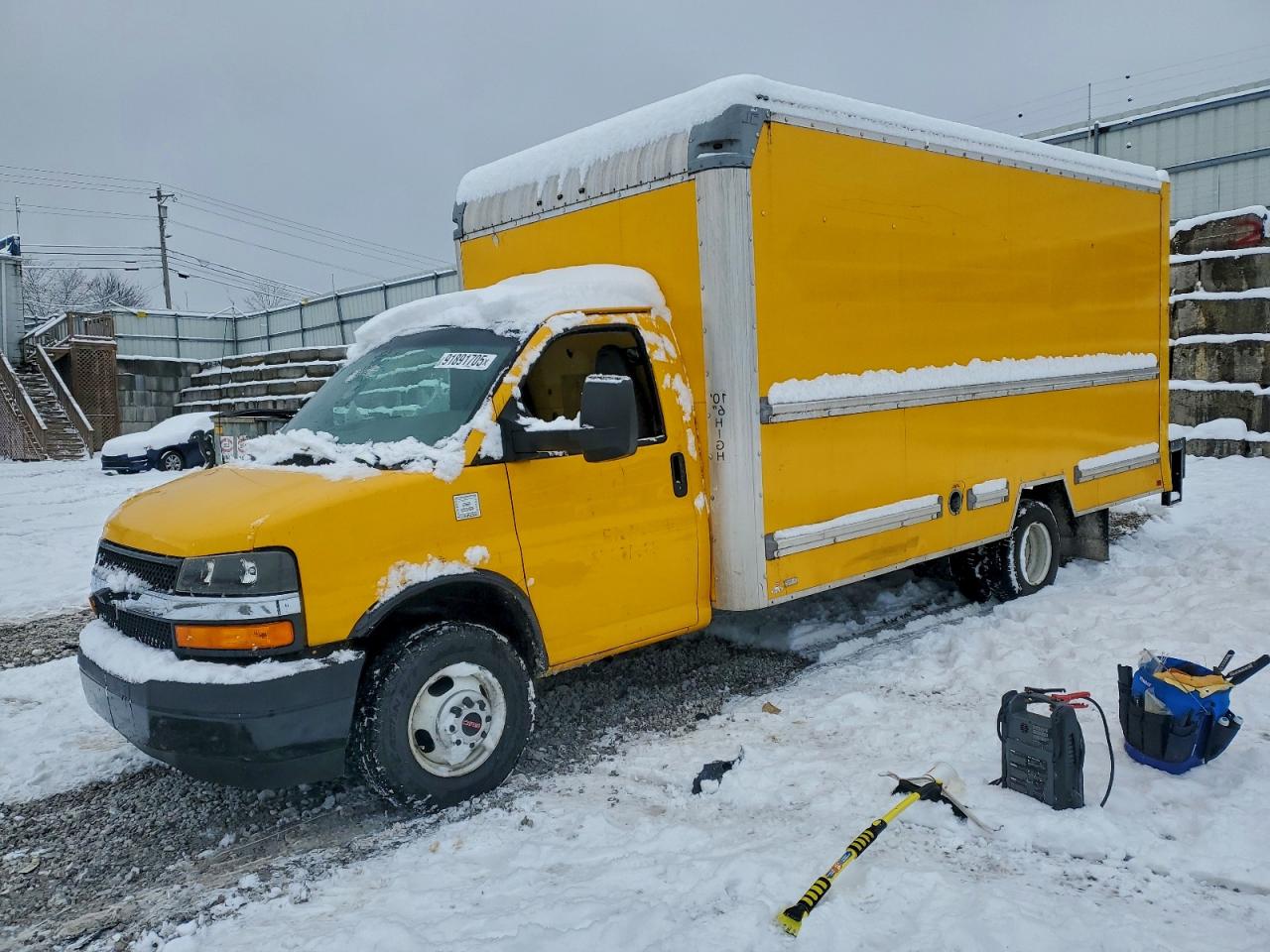 2017 GMC Savana Cutaway G3500