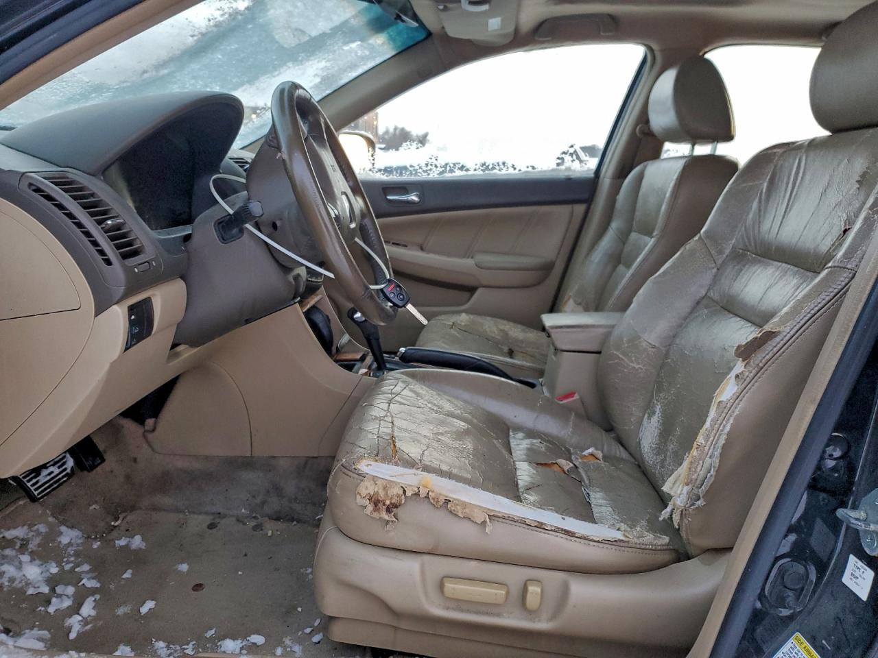 2004 Honda Accord Ex VIN: 1HGCM56834A120212 Lot: 94987765