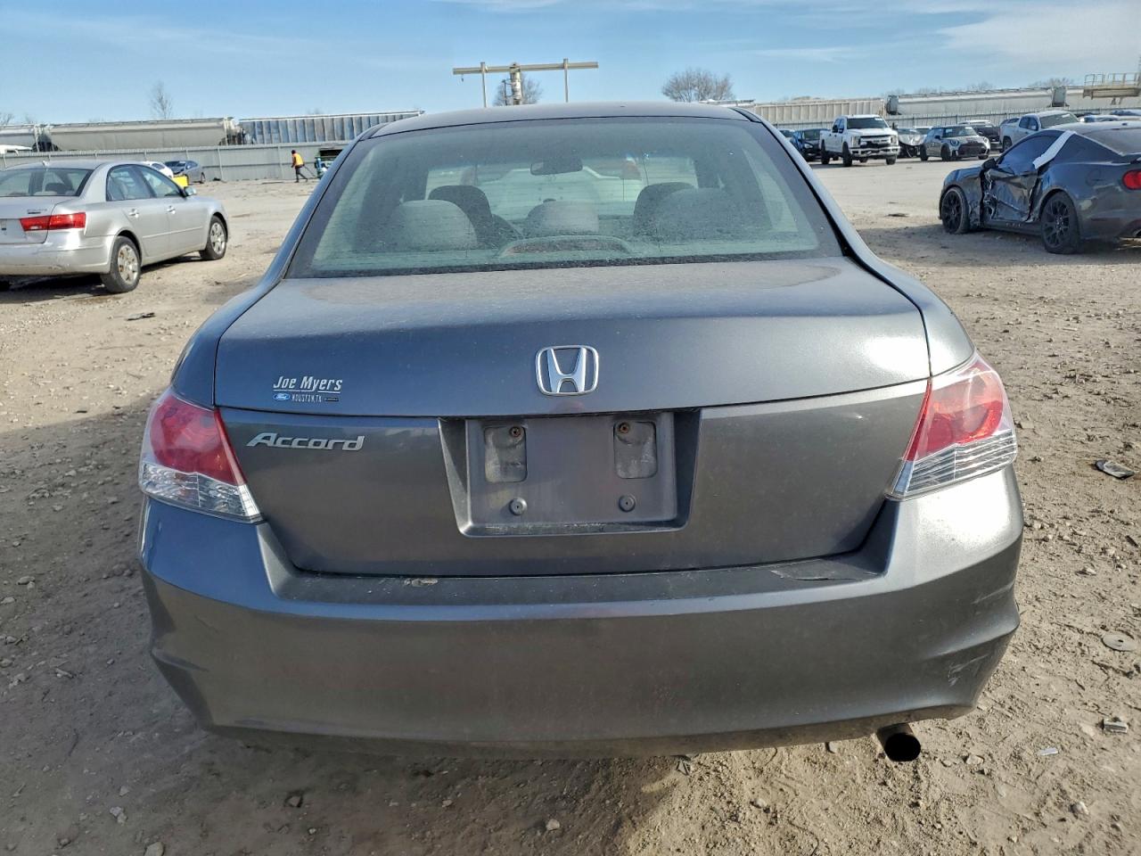 2009 Honda Accord Lx VIN: 1HGCP26389A156835 Lot: 98013325