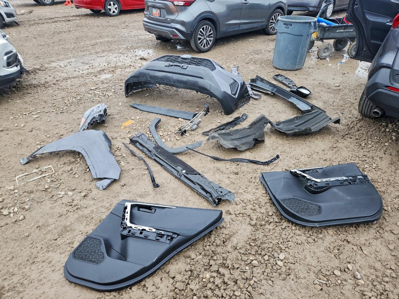 2022 Toyota Rav4 Le VIN: 4T3MWRFV5NU073570 Lot: 94690365