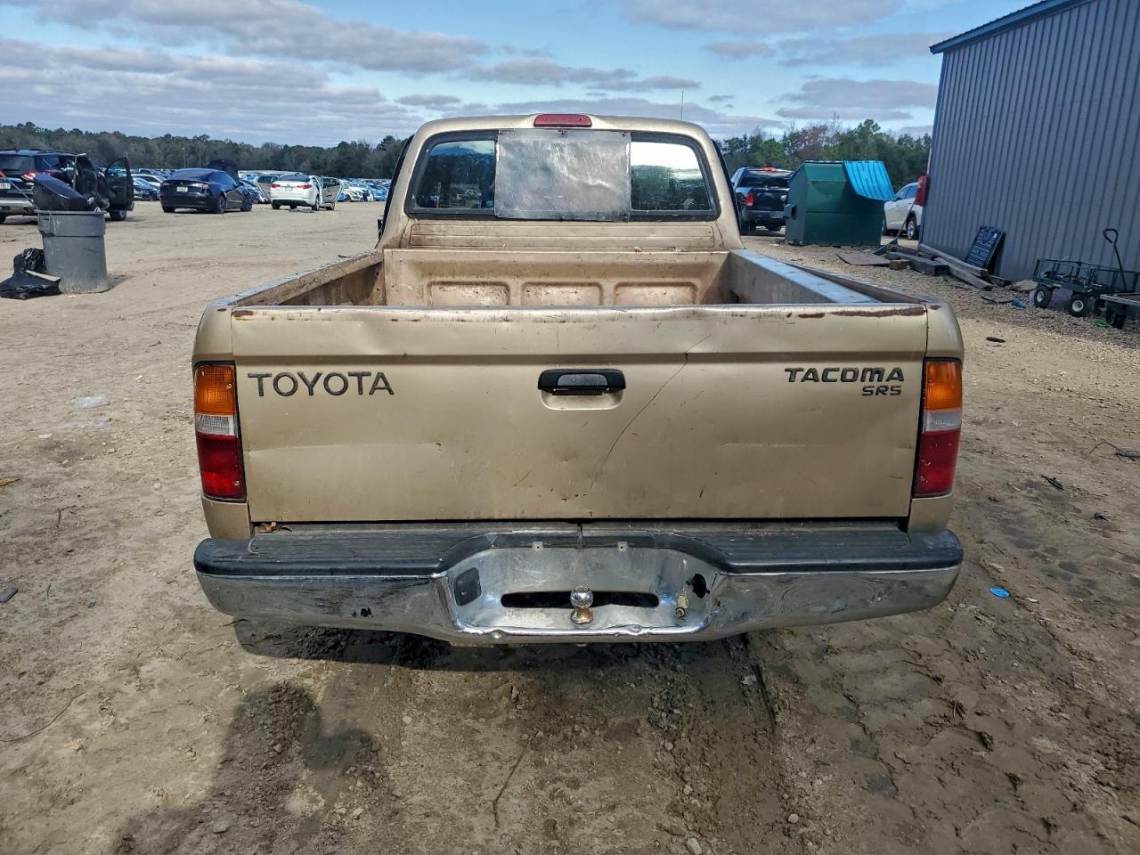 1998 Toyota Tacoma Xtracab VIN: 4TAVL52N9WZ018435 Lot: 94808945