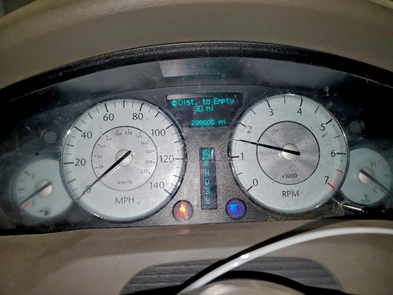 2008 Chrysler 300 Limited VIN: 2C3KA33G88H180856 Lot: 94721995