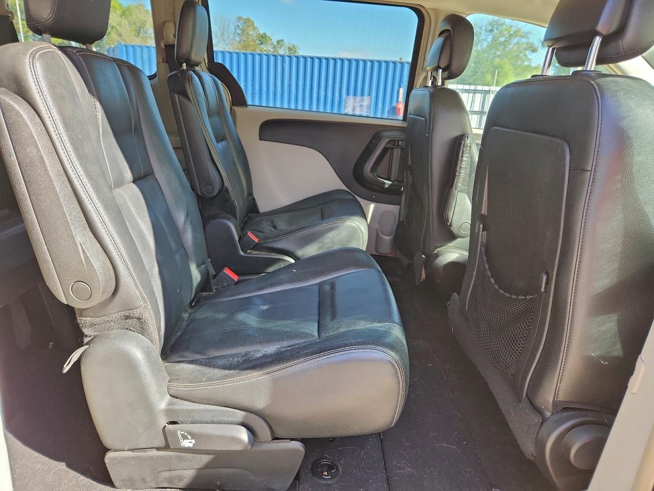 2014 Chrysler Town & Country Touring VIN: 2C4RC1BG8ER159456 Lot: 96476955