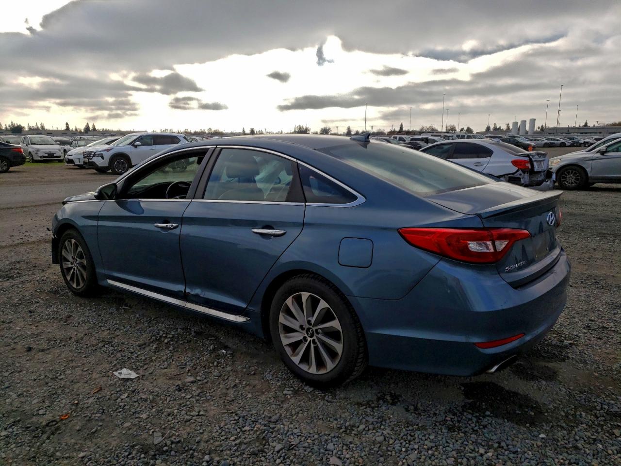 2015 Hyundai Sonata Sport VIN: 5NPE34AF1FH092075 Lot: 96638445