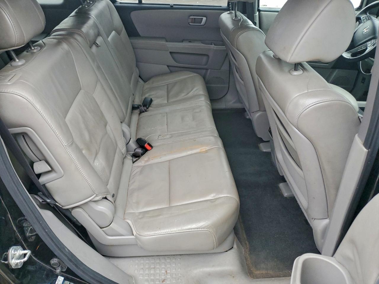 2011 Honda Pilot Touring VIN: 5FNYF3H91BB010160 Lot: 95767265