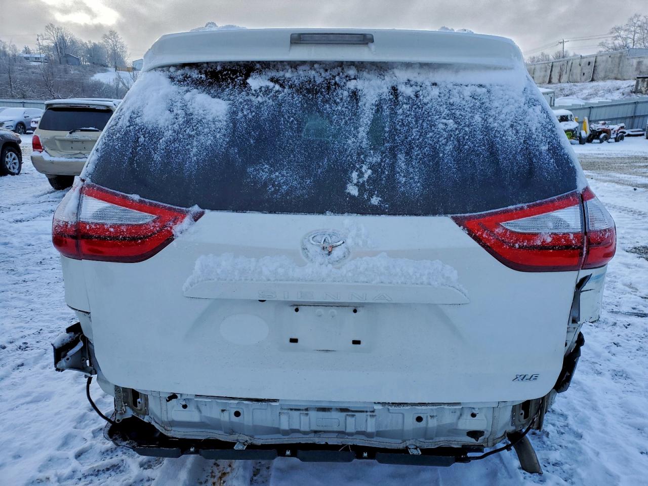 2016 Toyota Sienna Xle VIN: 5TDYK3DC4GS703370 Lot: 96045755