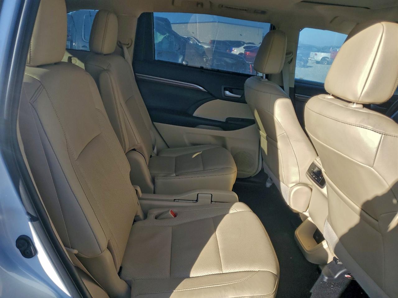 2019 Toyota Highlander Hybrid Limited VIN: 5TDDGRFH2KS067374 Lot: 96296645