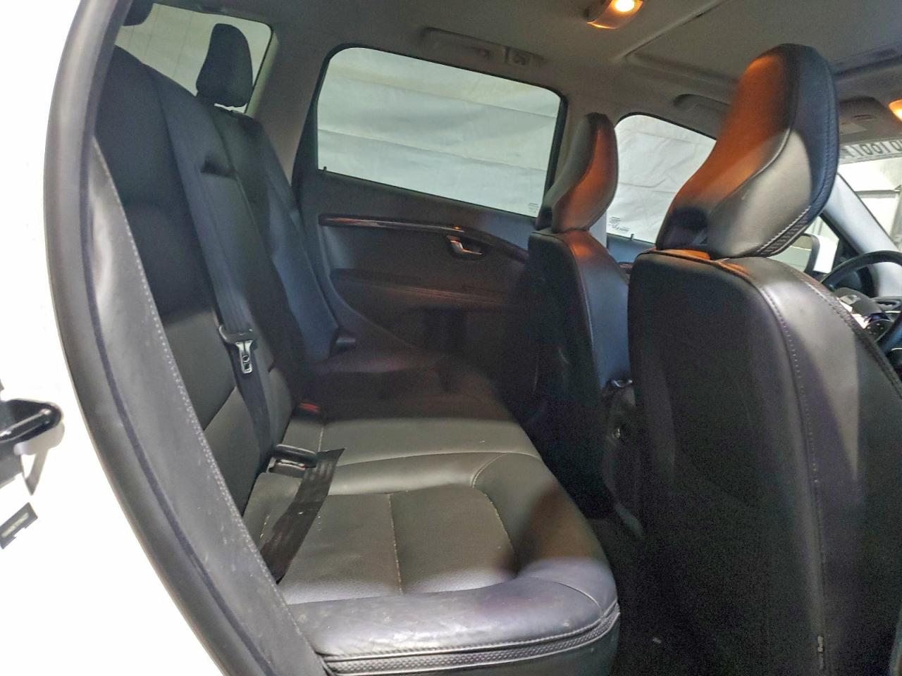 2013 Volvo Xc70 3.2 VIN: YV4940BZ1D1164037 Lot: 96186775