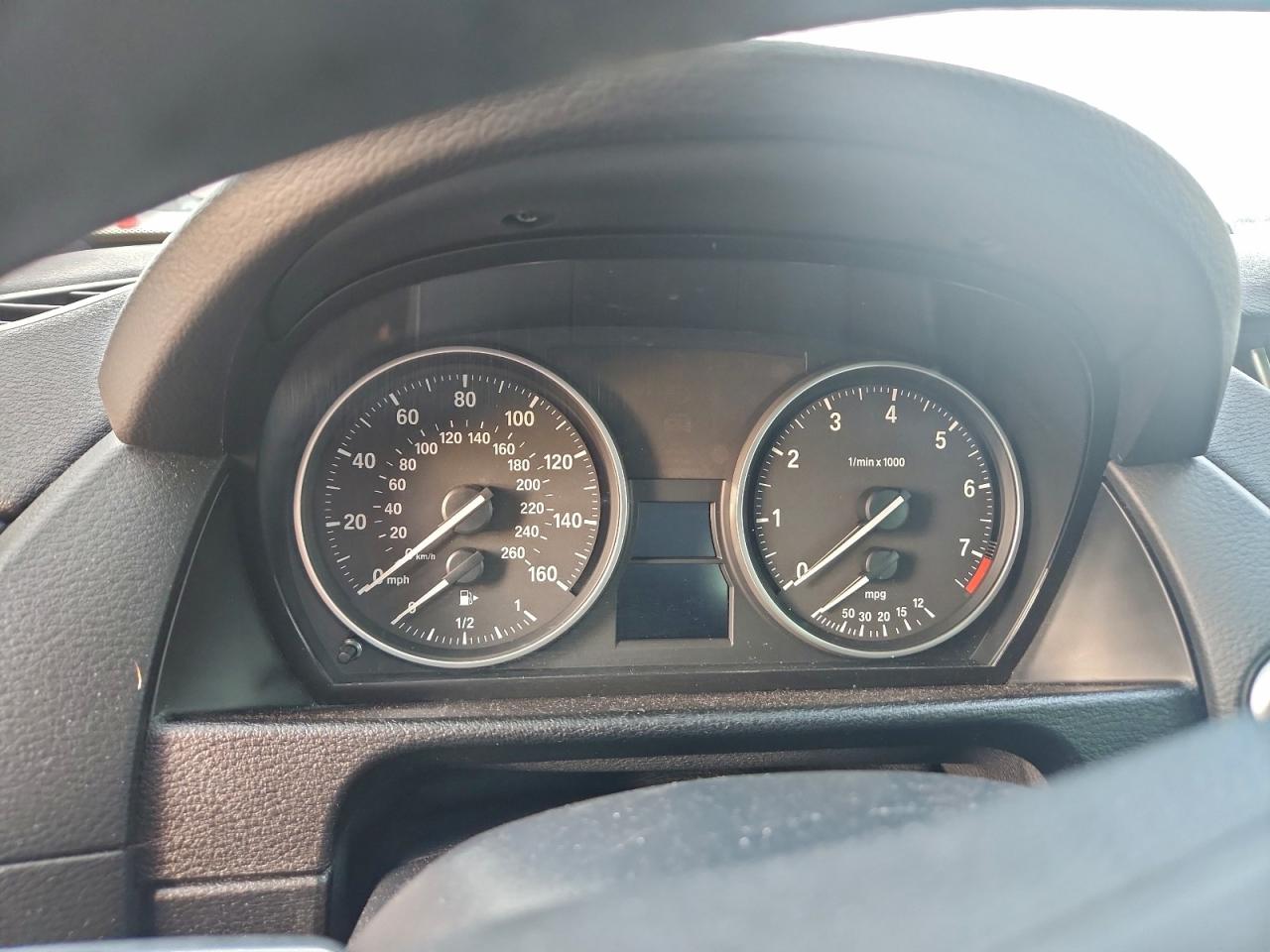 2013 BMW X1 xDrive28I VIN: WBAVL1C5XDVR88758 Lot: 95987895