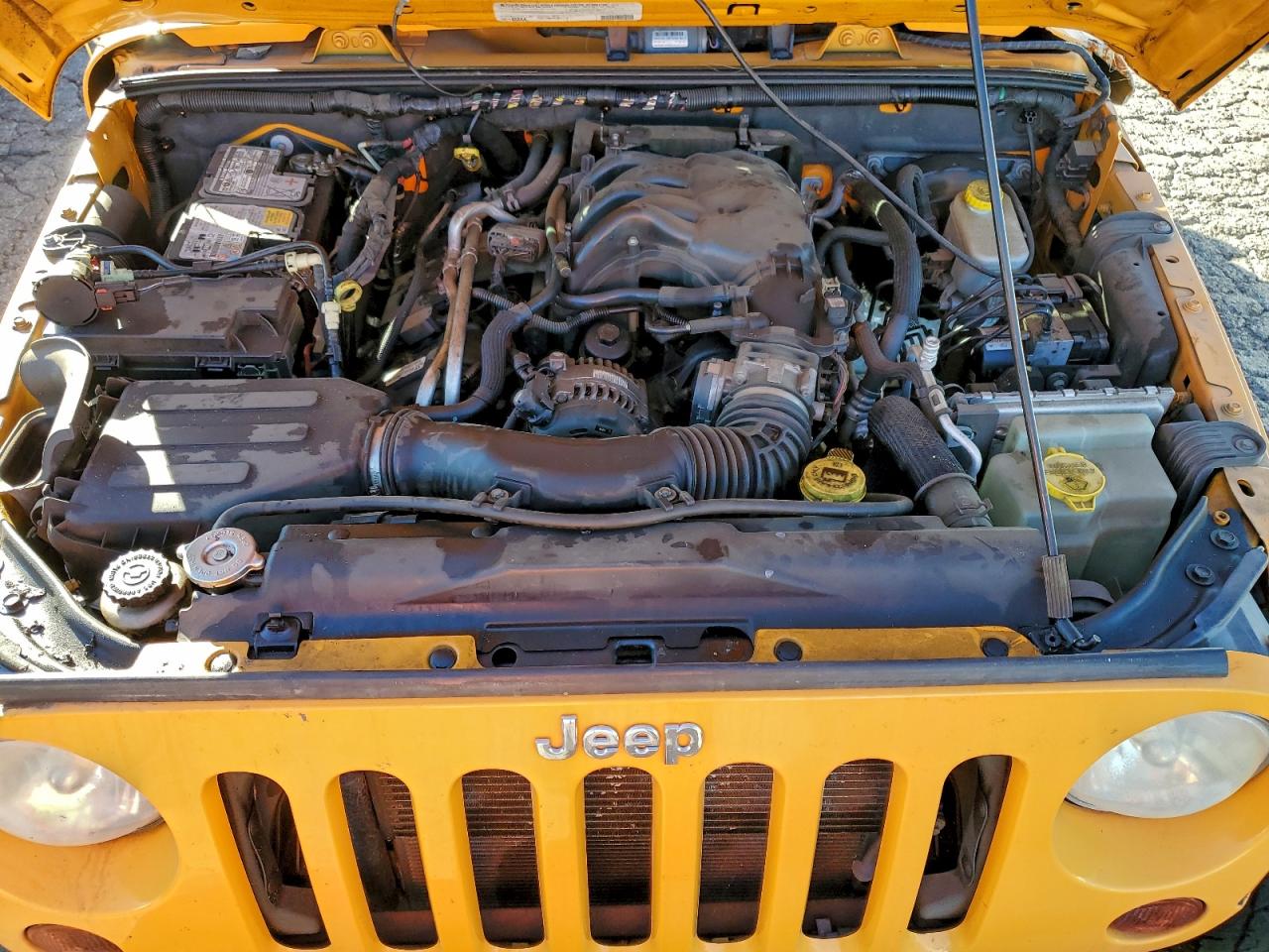 2012 Jeep Wrangler Unlimited Sport VIN: 1C4HJWDG5CL252162 Lot: 95529905