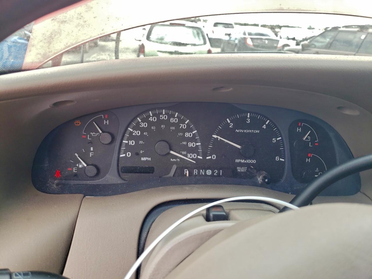 2002 Lincoln Navigator VIN: 5LMEU27R52LJ08845 Lot: 95193105