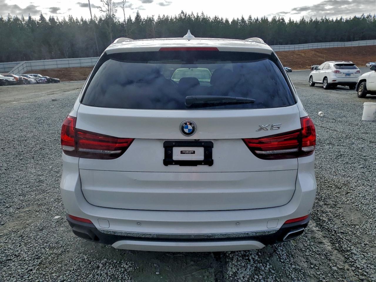 2018 BMW X5 Xdr40E VIN: 5UXKT0C51J0W02557 Lot: 95275835