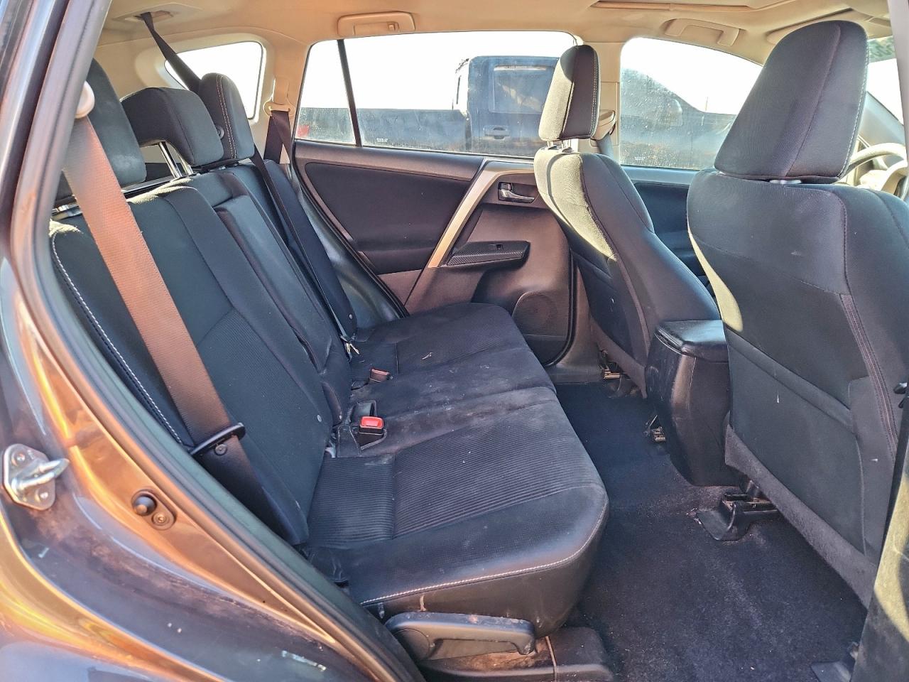 2015 Toyota Rav4 Xle VIN: 2T3WFREV6FW214514 Lot: 93353915