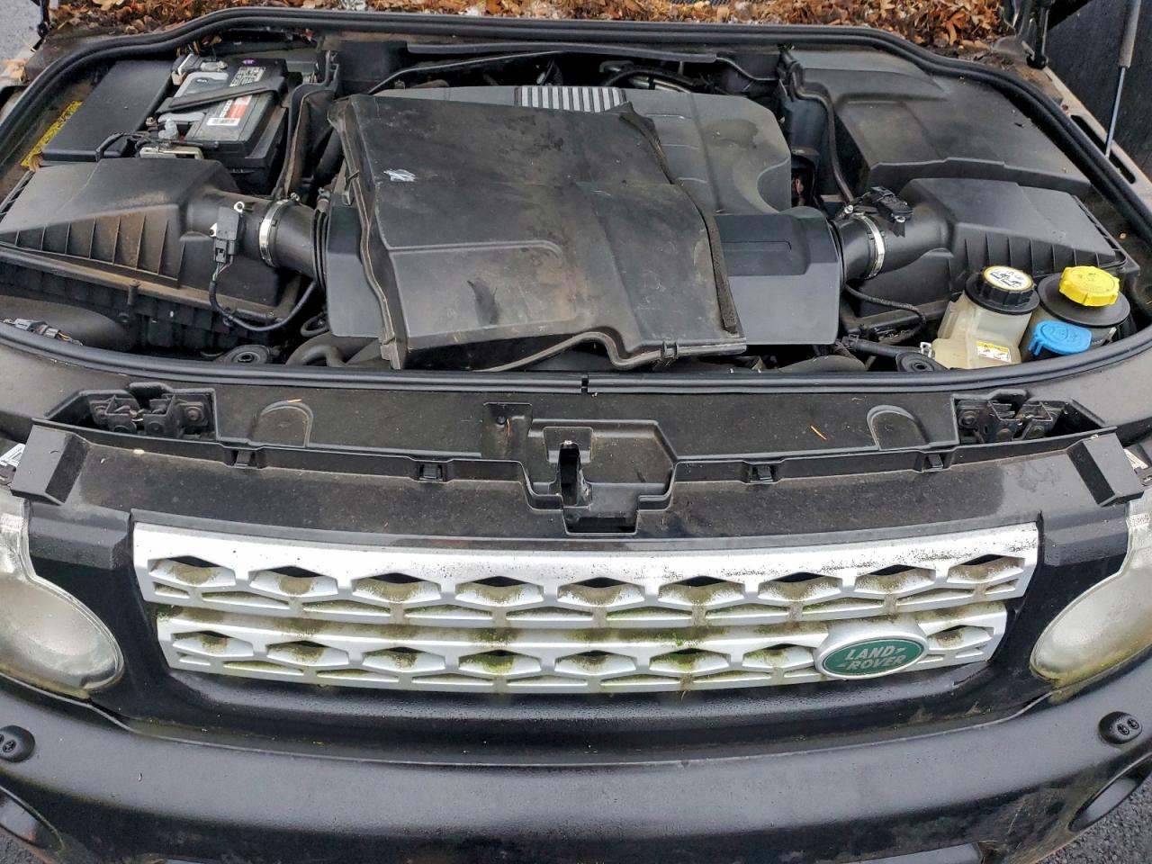 2011 Land Rover Lr4 Hse VIN: SALAG2D49BA557021 Lot: 95109305