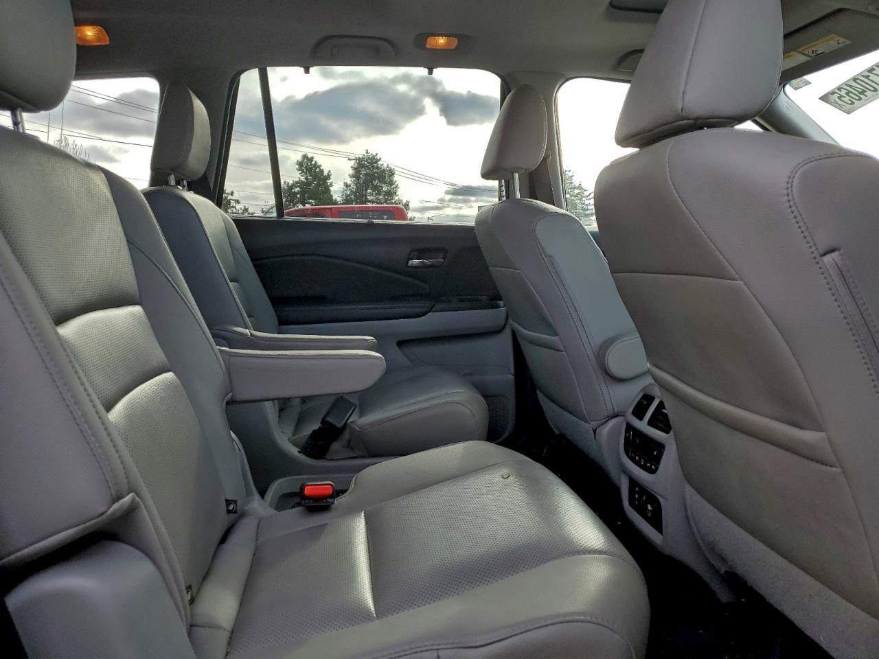 2017 Honda Pilot Elite VIN: 5FNYF6H02HB080830 Lot: 94710465