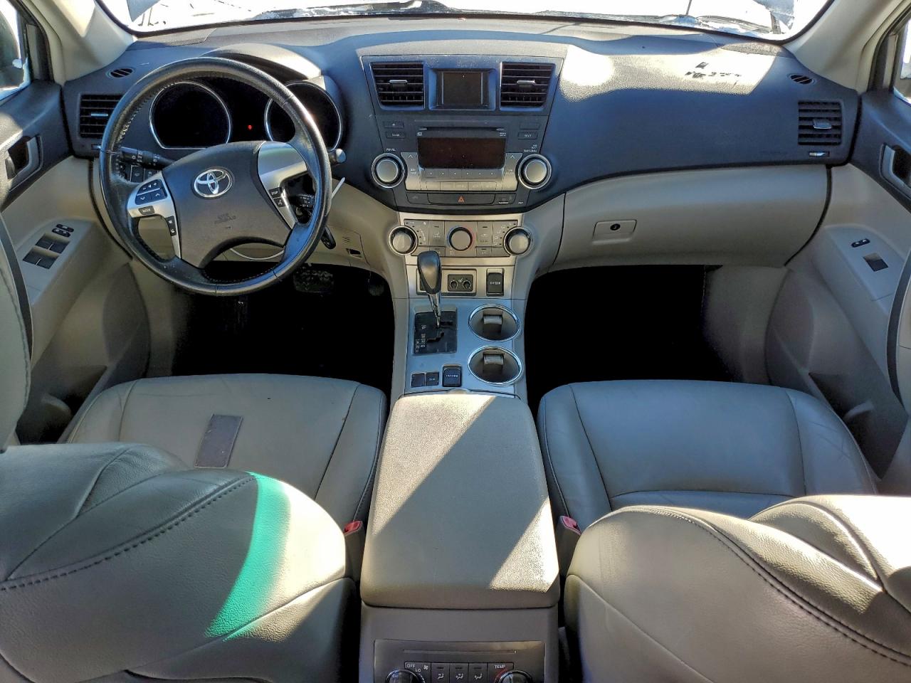 2011 Toyota Highlander Base VIN: 5TDZK3EH3BS028201 Lot: 96543385